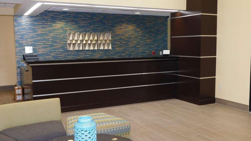 Best Western Plus Birmingham Inn & Suites İç mekan fotoğraf